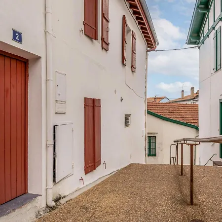 Passage De L'escalier By Interhome Appartamento Ciboure