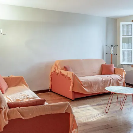 Appartamento Passage De L'escalier By Interhome *